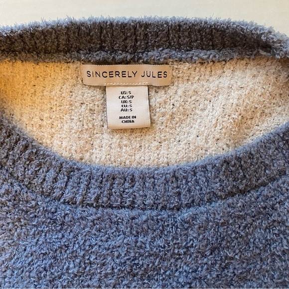 ✨Like New✨ Cozy Short Set, Size Small; Light Blue & White Stars - Picture 7 of 9